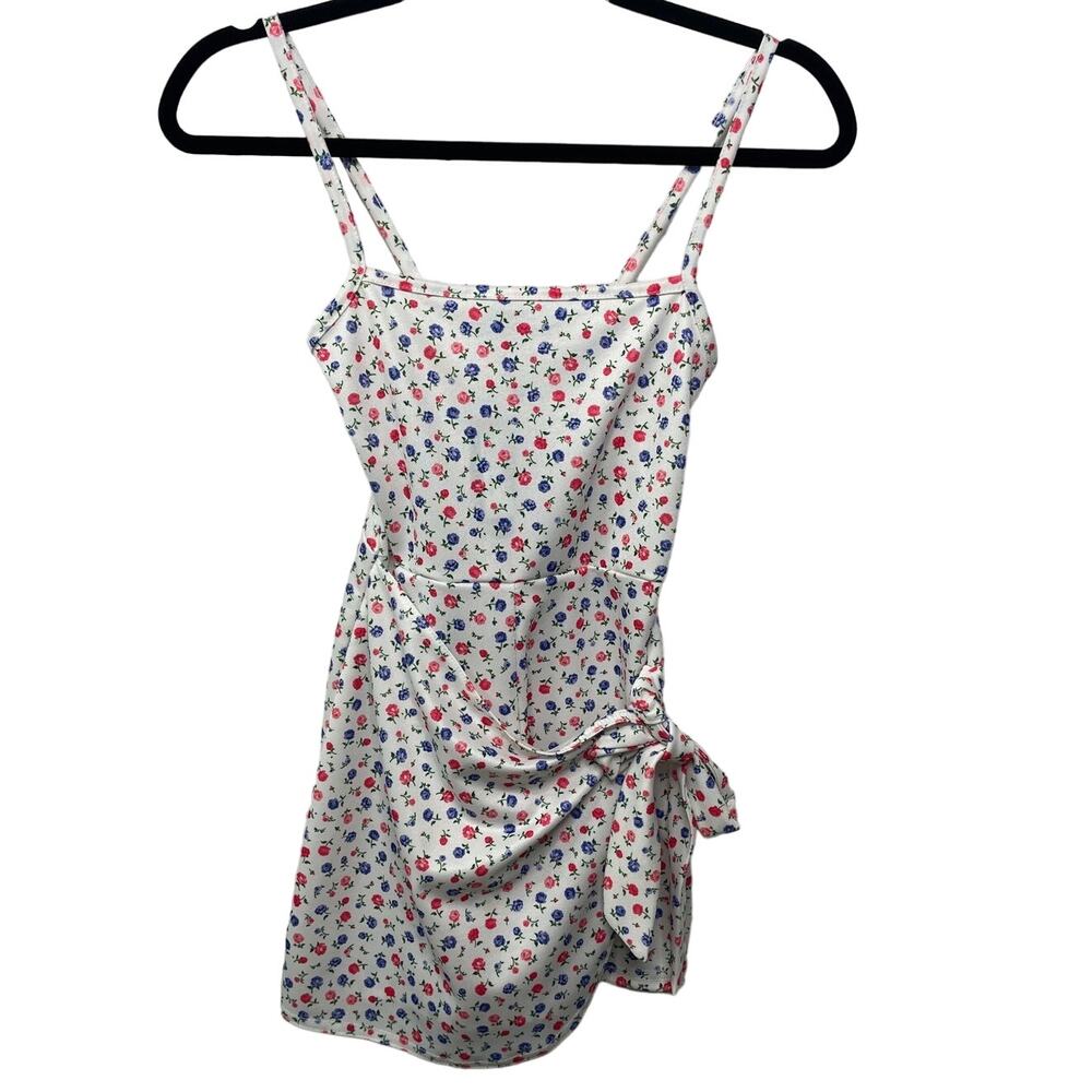 NWT Pretty Little Things Abstract‎ Floral Strappy Wrap Mini Wrap Dress Romper 4